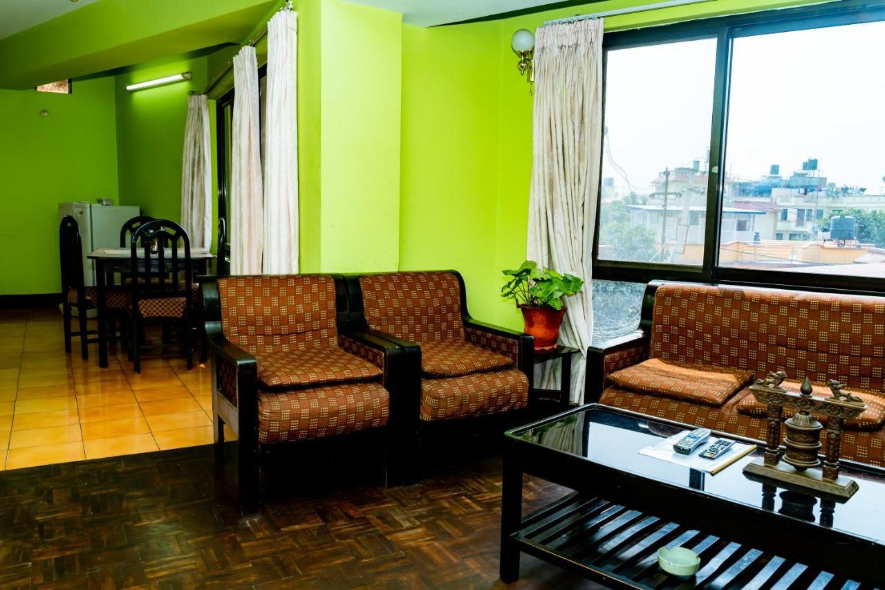 Kbb Hotel And Apartments Hosted By Hostmandu 랄릿푸르 외부 사진