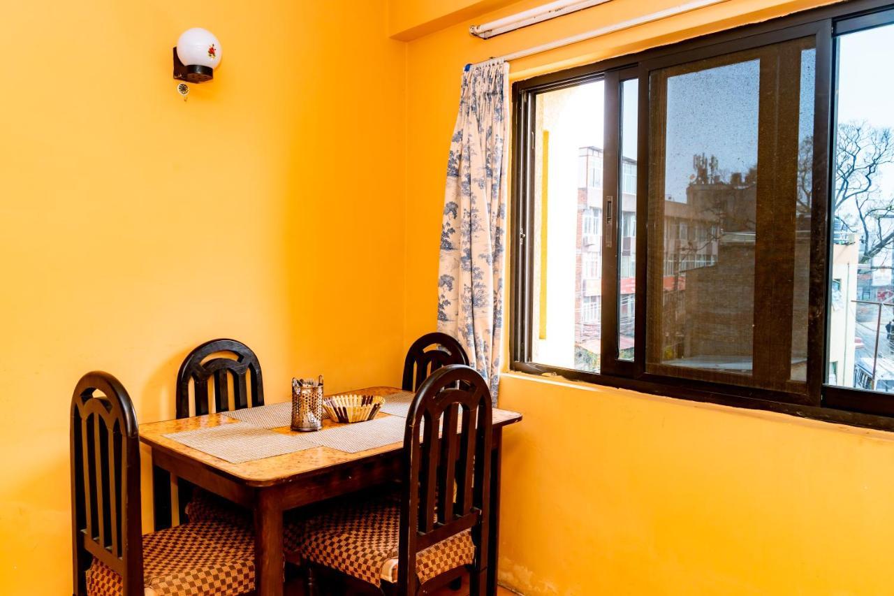Kbb Hotel And Apartments Hosted By Hostmandu 랄릿푸르 외부 사진