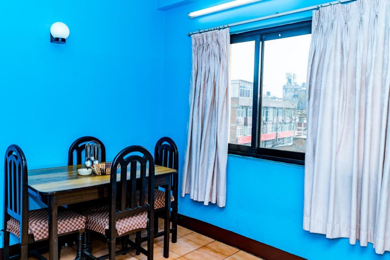 Kbb Hotel And Apartments Hosted By Hostmandu 랄릿푸르 외부 사진